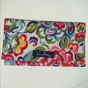 vera bradley checkbook case